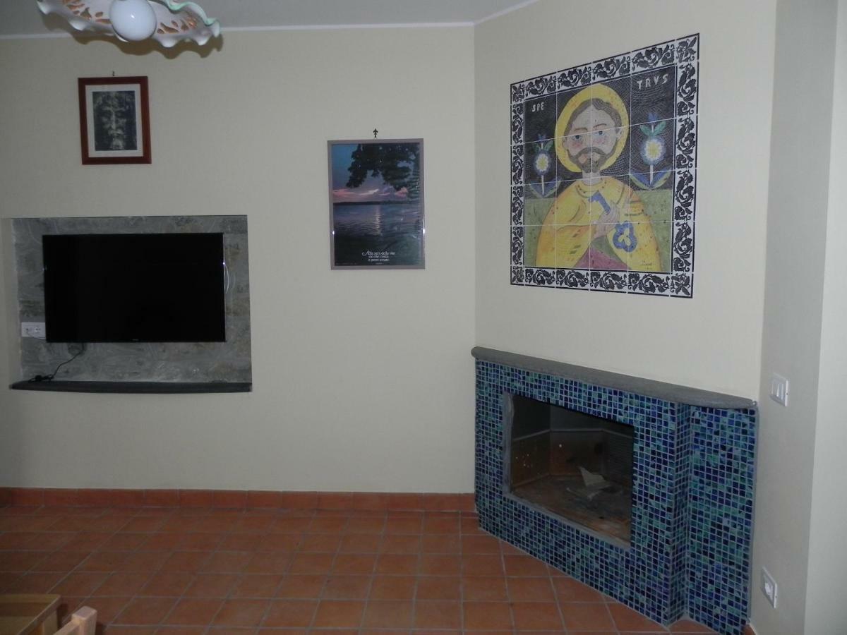 Agriturismo B&B Il Rifugio Di Nino Контурси Экстерьер фото